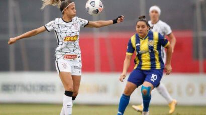 CORINTHIANS GOLEÓ Y TERMINÓ PRIMERO