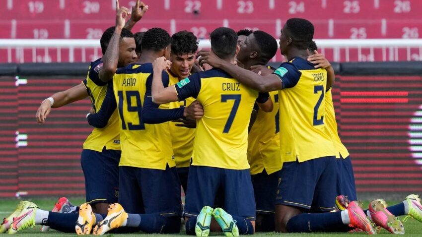 ECUADOR DERROTÓ A VENEZUELA Y SIGUE SUMANDO