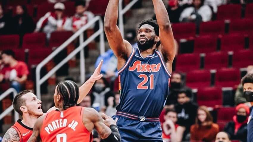 SIXERS DERROTA A HOUSTON ROCKETS
