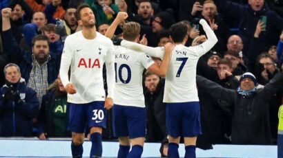 TOTTENHAM LE VIDA A LA PREMIER LEAGUE