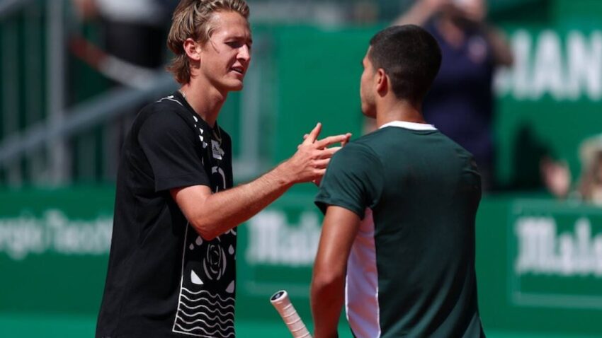 KORDA ELIMINA A ALCARAZ EN MONTECARLO