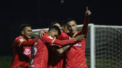 SPORT HUANCAYO GANA A CARLOS STEIN Y TAMBIÉN ES LÍDER