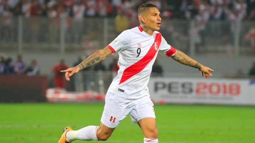 PAOLO GUERRERO CERCA DE BOTAFOGO