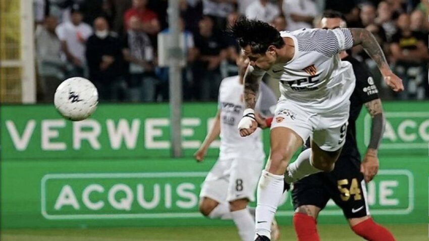 LAPADULA VOLVIÓ A MARCAR Y BENEVENTO SUMA TRES PUNTOS MÁS