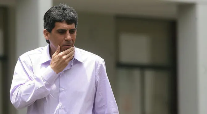 ÁLVARO BARCO RECHAZA A LA "U"