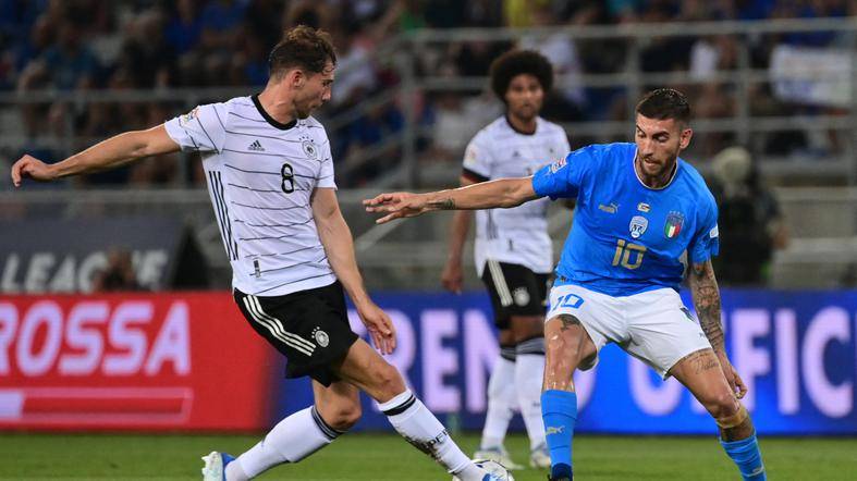 ALEMANIA E ITALIA SE ENFRENTAN EN UN PARTIDAZO