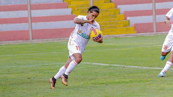 GRAN TRIUNFO DE CANTOLAO QUE SALE DE ZONA DE DESCENSO