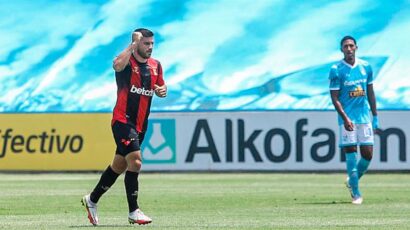 MELGAR Y CRISTAL CHOCAN EN EL PARTIDO DE LA FECHA