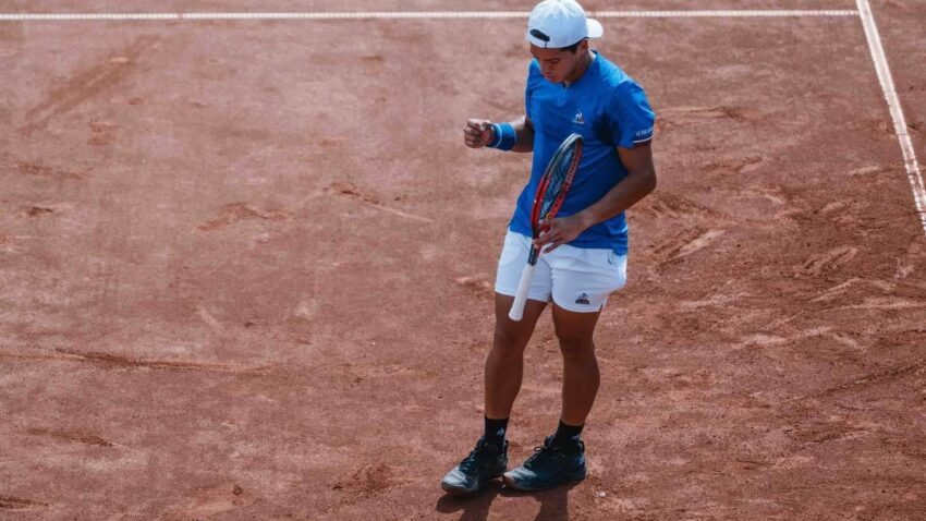BÁEZ ACABA CON EL CAMINO DE THIEM EN BASTAD