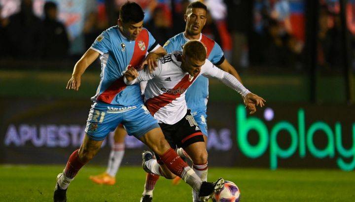 RIVER NO APROVECHÓ EL EMPATE DE ATLÉTICO TUCUMÁN