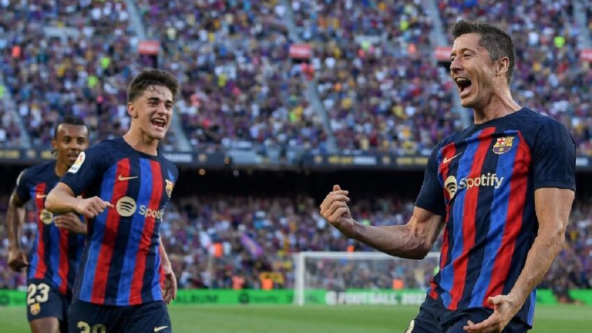 OTRA GOLEADA DEL BARCELONA Y DOBLETE DE LEWANDOWSKI