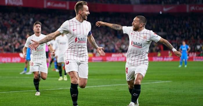 SEVILLA Y OSASUNA BUSCAN LA VICTORIA EN EL DEBUT DE LIGA