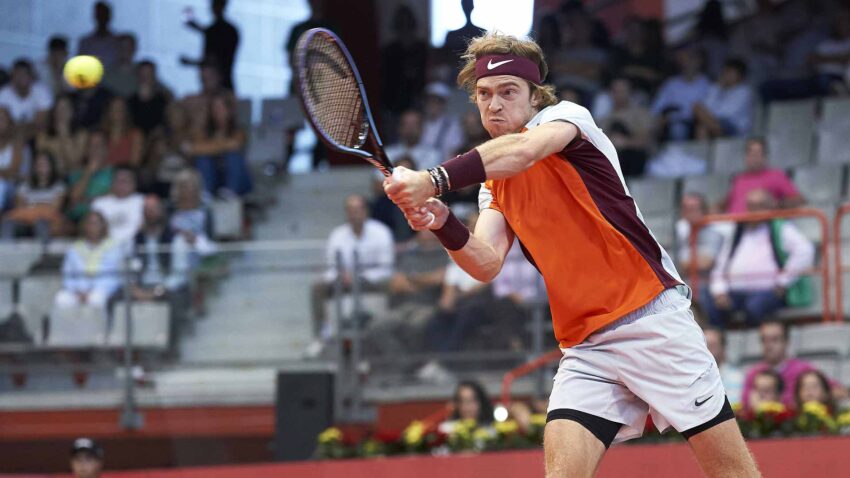 RUBLEV ACABA CON EL CAMINO DE THIEM EN GIJÓN