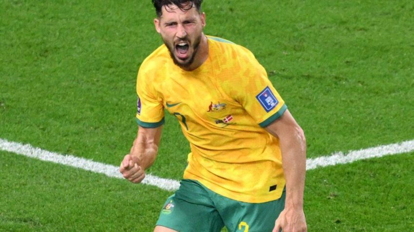 AUSTRALIA DA LA SORPRESA Y CLASIFICA ANTE DINAMARCA