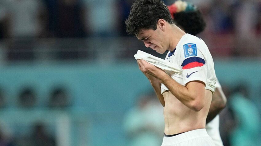 GIO REYNA PUDO IRSE DE QATAR