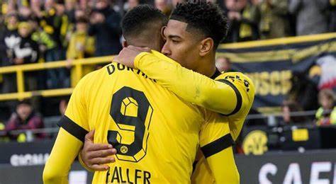 BORUSSIA DORTMUND GANA Y ES PUNTERO