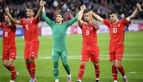 SUIZA GOLEÓ A ISRAEL Y SE PONE LÍDER DE GRUPO