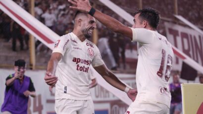 UNIVERSITARIO SUMA DE A TRES ANTE ADT