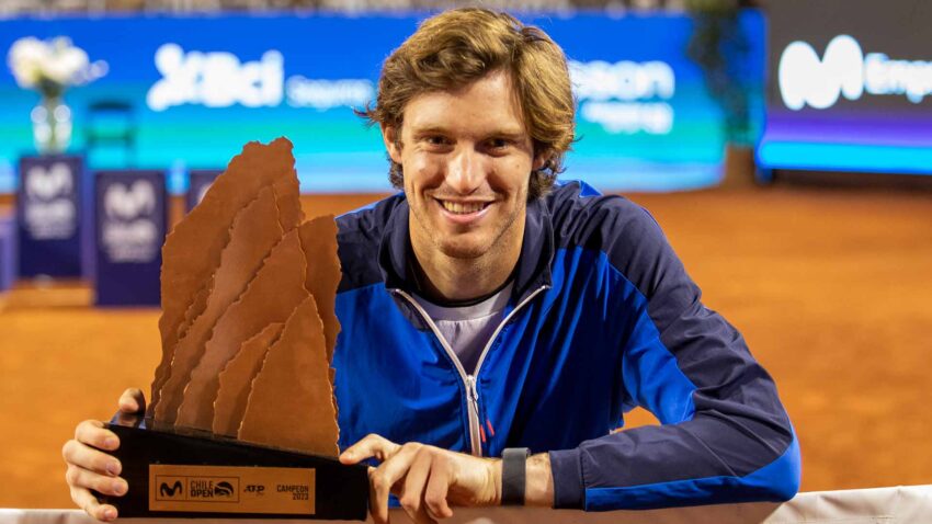 JARRY CIERRA LA FIESTA EN SANTIAGO CON TÍTULO