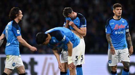 NAPOLI Y HELLAS VERONA SE ENFRENTAN POR LA SERIE A