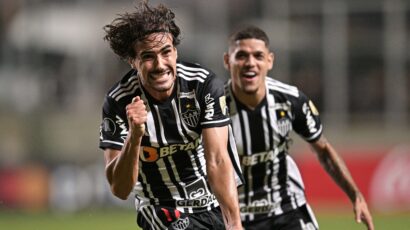 ATLÉTICO MINEIRO SUMA DE A TRES ANTE ALIANZA LIMA