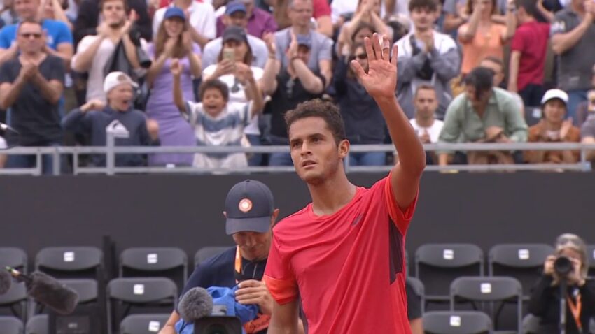 VARILLAS, EN LYON, CORTA LA MALA RACHA ANTE RAMOS VIÑOLAS