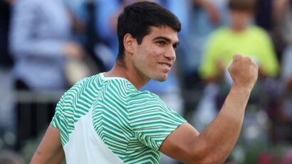 ALCARAZ VENCE A DIMITROV Y VA A SEMIS DE QUEEN’S