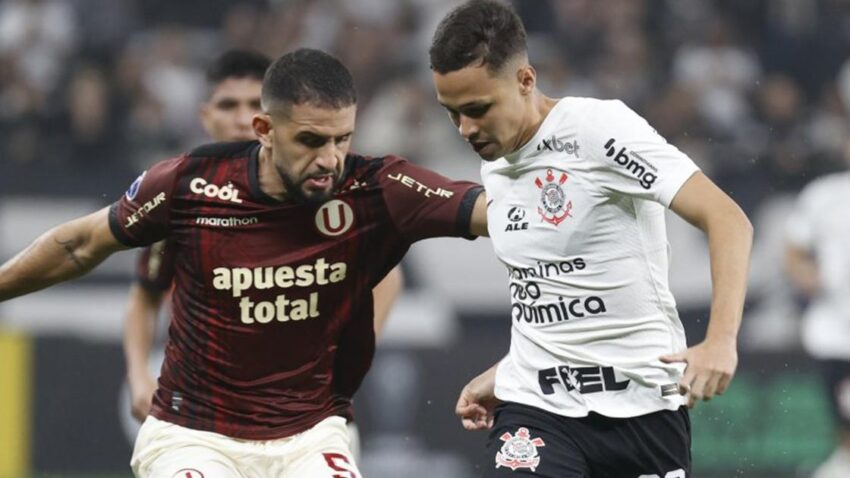 UNIVERSITARIO NO PUDO Y QUIERE CERRAR SU PASE EN LIMA