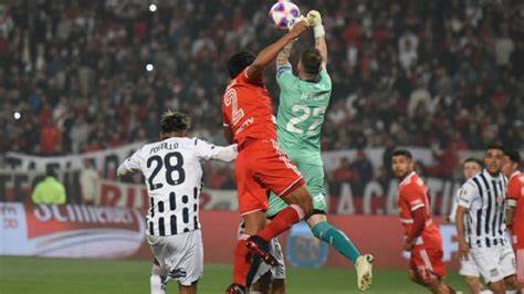 RIVER SORPRENDIDO Y ELIMINADO DE LA COPA POR TALLERES