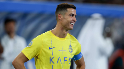 CRISTIANO MARCA Y AL-NASSR GANA