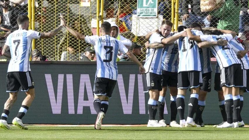 ARGENTINA SIN MESSI GOLEÓ A BOLIVIA EN LA PAZ