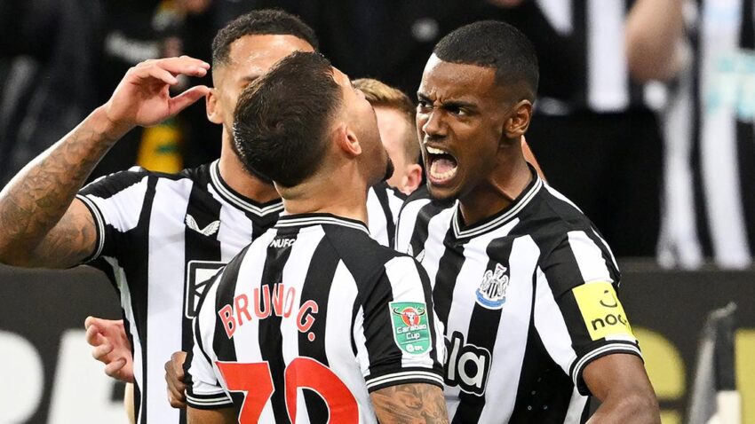 NEWCASTLE SORPRENDIÓ, MANCHESTER ELIMINADO DE LA COPA