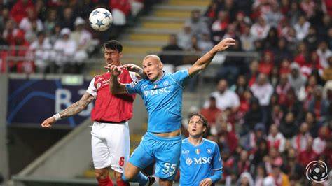 NAPOLI DEBUTÓ CON VICTORIA AGÓNICA DE VISITA ANTE BRAGA