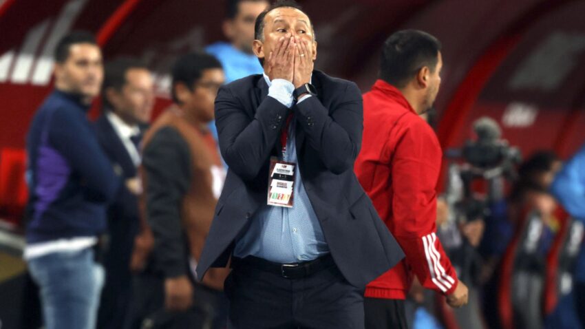 Esto sucedería con Juan Reynoso y Perú luego de sus fuertes declaraciones tras la derrota ante Argentina