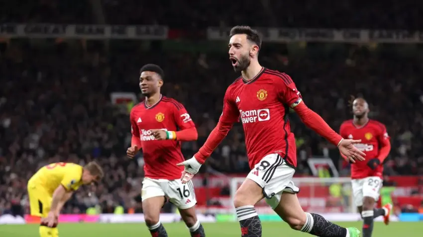 UN DESASTROSO UNITED GANA EN PREMIER