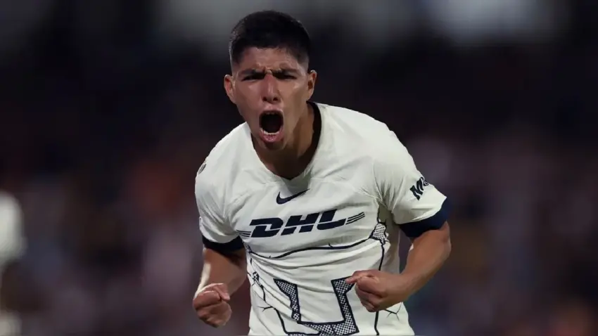 PIERO QUISPE SE ESTRENÓ CON PUMAS
