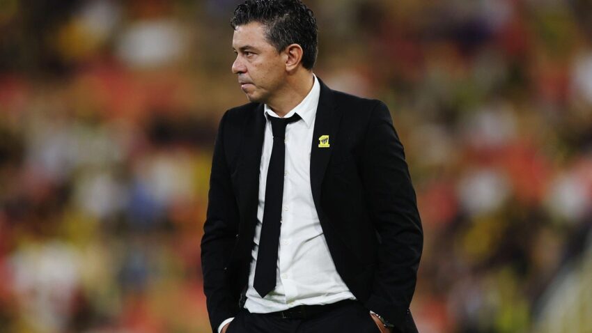 MARCELO GALLARDO ECHADO DE ARABIA