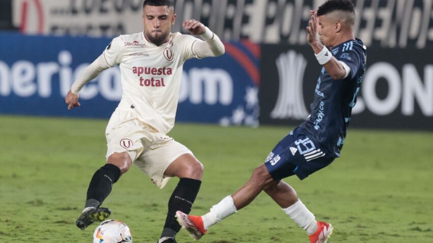 JUNIOR Y UNIVERSITARIO EMPATAN EN ATE