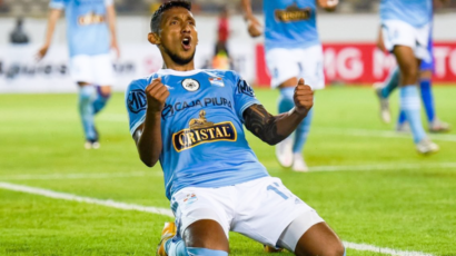 UNIVERSITARIO REFORZÓ A UN RIVAL: CHRISTOFER GONZALES LLEGARÍA A CRISTAL