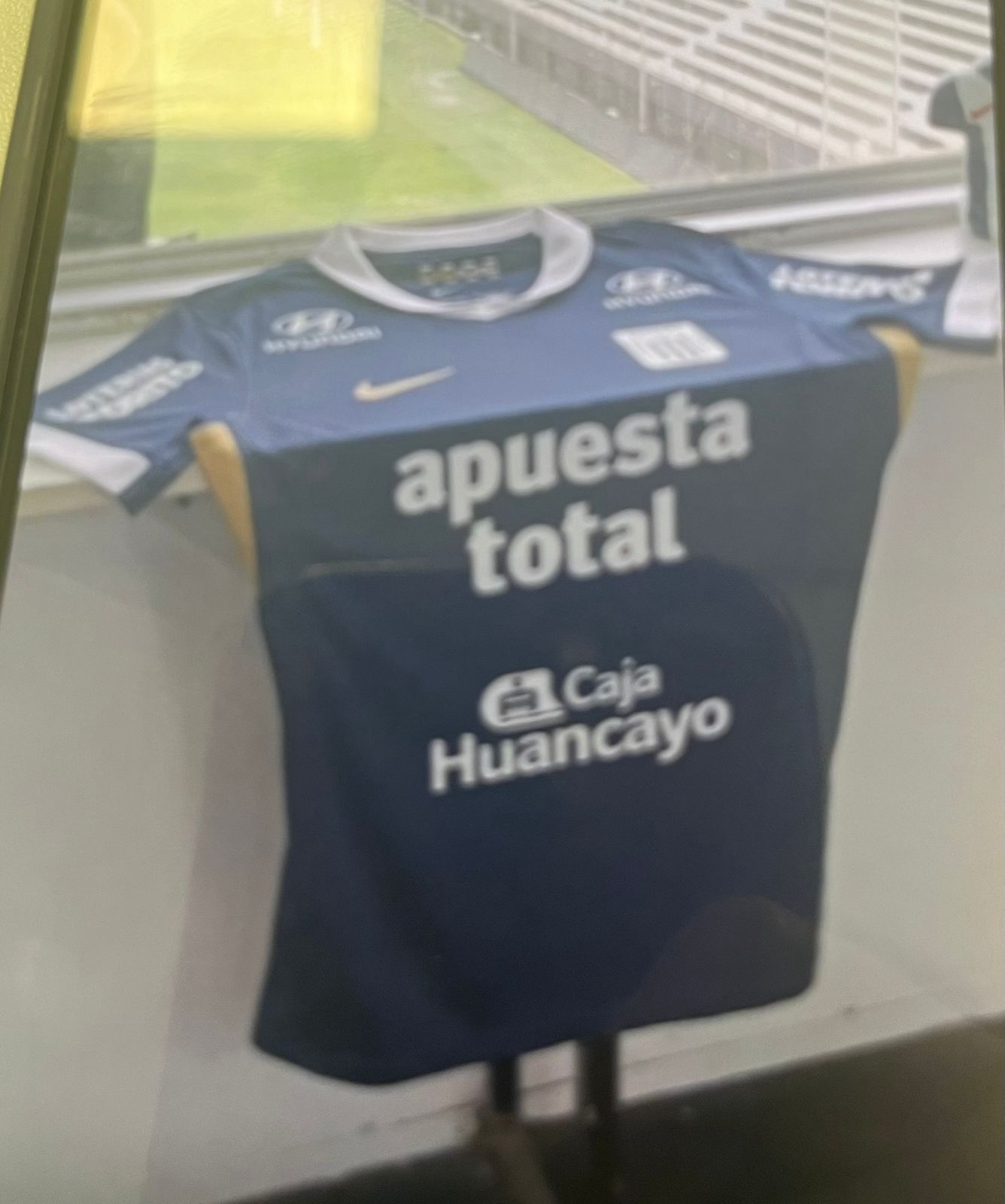 Alianza Lima filtran camiseta titular y alterna 2025 Meridian Sport Perú