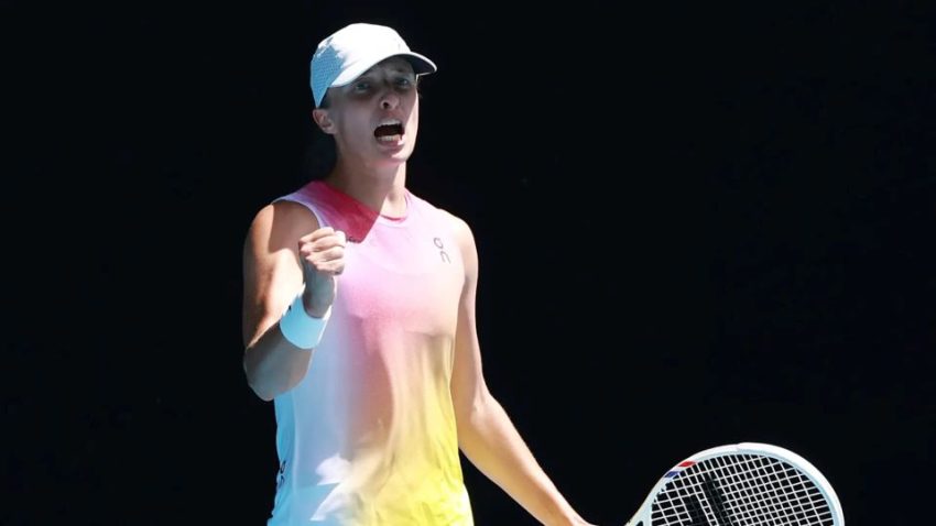 IGA SWIATEK BRILLA Y AVANZA A SEMIFINALES DEL AUSTRALIAN OPEN 2025