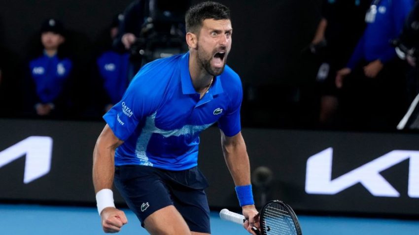 NOVAK DJOKOVIC SUPERA A CARLOS ALCARAZ Y AVANZA A LAS SEMIFINALES DEL AUSTRALIAN OPEN 2025