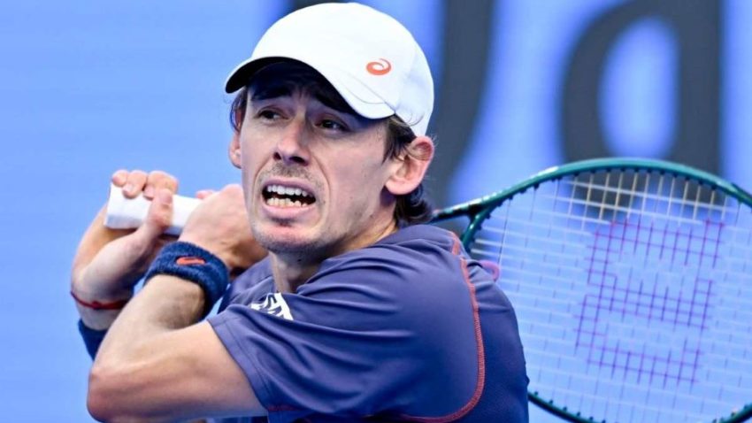 ÁLEX DE MIÑAUR CAE EN SU DEBUT EN EL ATP 500 DE DUBÁI ANTE MARIN CILIC