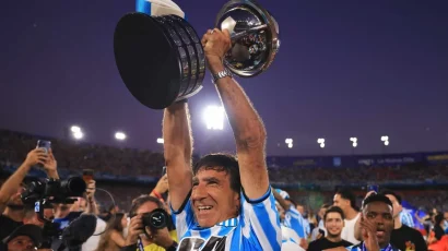 GUSTAVO COSTAS: EL RECAMPEÓN DE SUDAMÉRICA CON RACING  