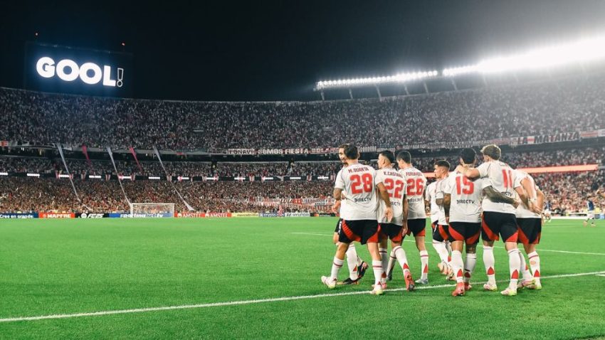 River Plate aplastó 6 a 2 a Independiente del Valle y clasificó a octavos de final de la Copa Libertadores