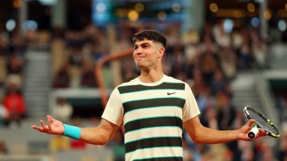 Carlos Alcaraz supera con autoridad a Marozsan y sigue firme en Roland Garros 2025