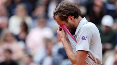 Daniil Medvedev cae en su estreno en Roland Garros 2025 tras épico duelo con Norrie