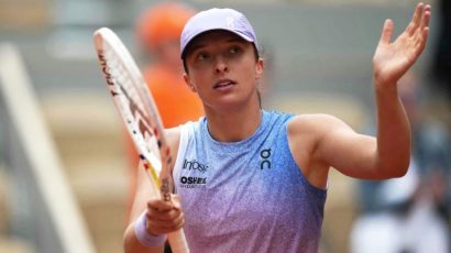 Iga Swiatek arranca firme su defensa del título en Roland Garros 2025