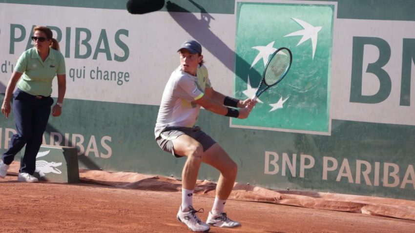 Ignacio Buse pierde en su estreno en Roland Garros 2025 ante Hanfmann
