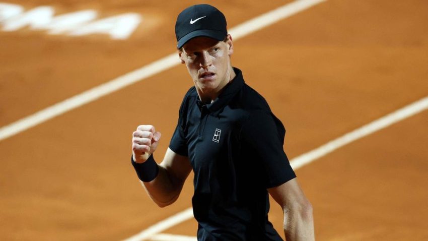 Jannik Sinner se recupera y alcanza la final del Masters 1000 de Roma